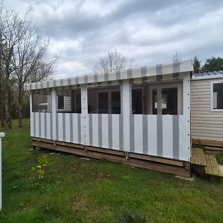 Campsite De Bayadene *